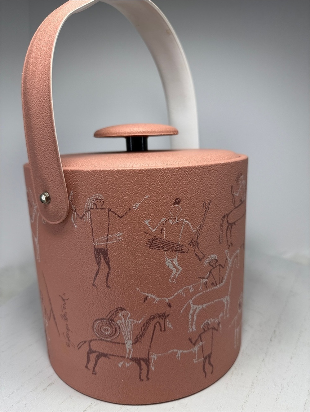 Vintage Georges Briard Pink Ice Bucket with Primitive Art Design